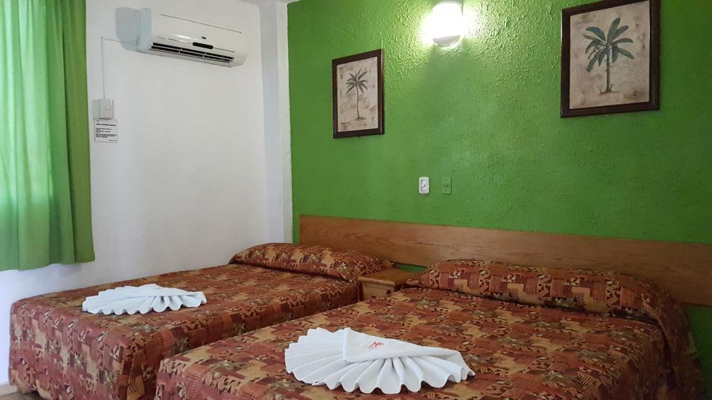 Hotel Delfin Playa Azul Lázaro Cárdenas Zewnętrze zdjęcie